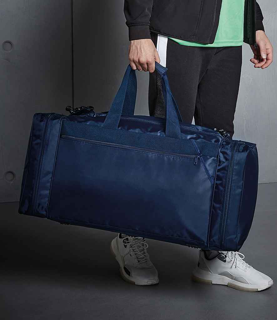 Quadra Jumbo Sports Holdall QD80 | Concept Products Ltd